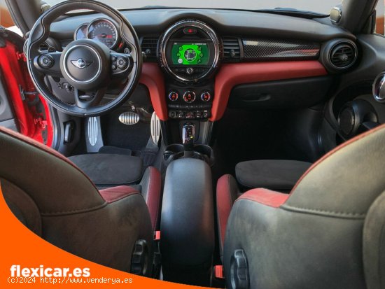 MINI Cooper JOHN COOPER WORKS - 3 P (2019) - Cabrera de Mar