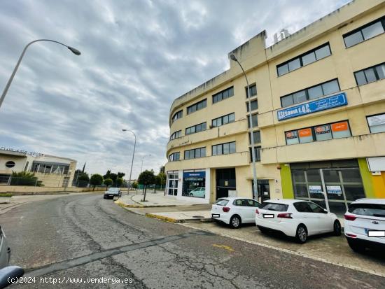 Local comercial en polígono PISA, edificio Boudere I - SEVILLA