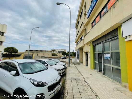 Local comercial en polígono PISA, edificio Boudere I - SEVILLA