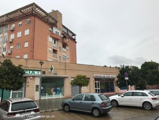  Amplio local comercial en venta en Sevilla Este - SEVILLA 