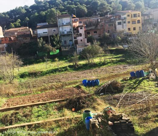 Urbanizable en el centro del pueblo - BARCELONA