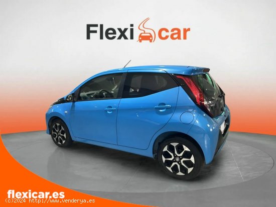 Toyota Aygo 1.0 70 x-play - Albacete