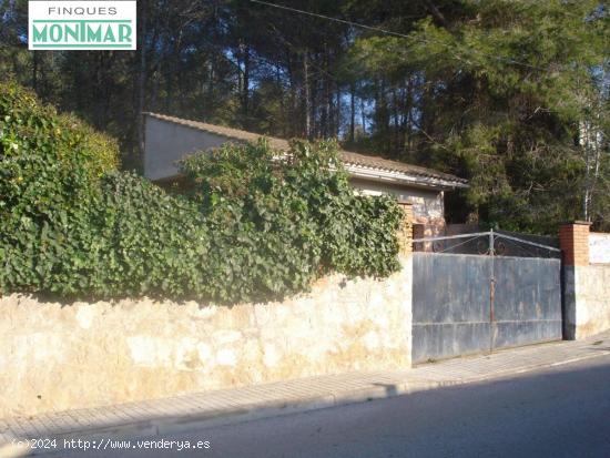 PARCELA A DOS CALLES EN LAS COLINAS OLIVELLA. - BARCELONA