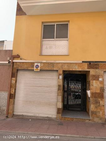 Local garaje más entresuelo con 159 m2 útiles. - ALICANTE