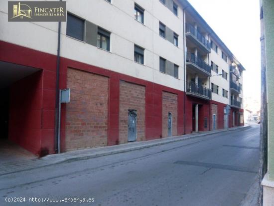 LOCAL EN UNA SOLA PLANTA CERCA DEL CENTRO - TERUEL