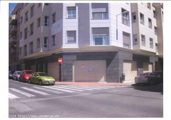 Local comercial en Elche zona Altabix, 300 m. de superficie - ALICANTE