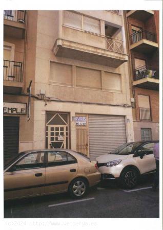  Local comercial en Elche zona Altabix, 115m2 de Altillo y 100m2 de planta baja - ALICANTE 