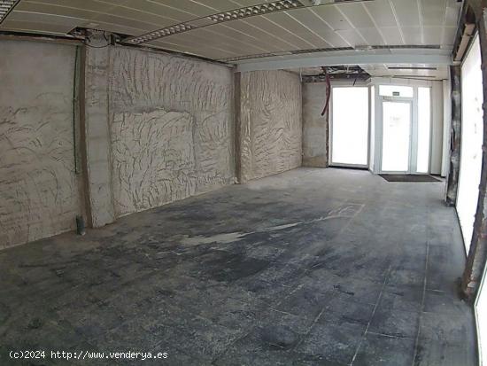 Local Comercial 150m2 Esquina a Reina Victoria con Baltasar Tristany. - ALICANTE