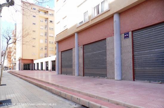 Local comercial en Elche zona Altabix, 1300 m2 - ALICANTE