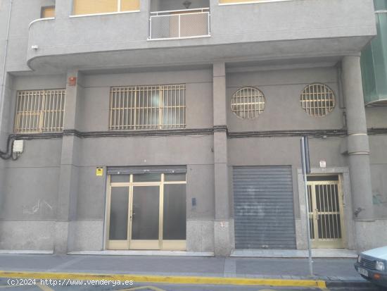 Local comercial en Elche zona Plaza Madrid, 400 m2 ( 200m2 P.Baja + 200m2 Altillo) - ALICANTE