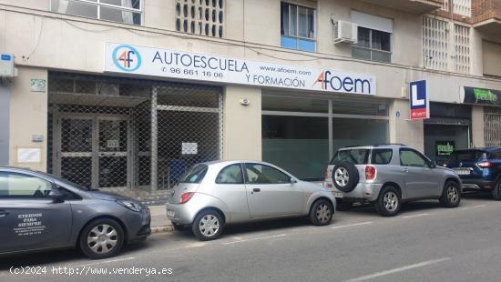 Local en venta y alquiler en Elche, zona Altabix - ALICANTE