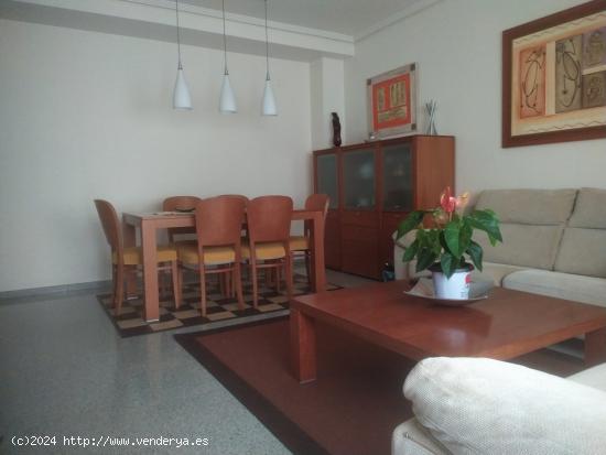 ZONA KELME, 3 DOR,. 2 BAÑOS, PARKING, CON MUEBLES Y ELECTRODOMESTICOS - ALICANTE