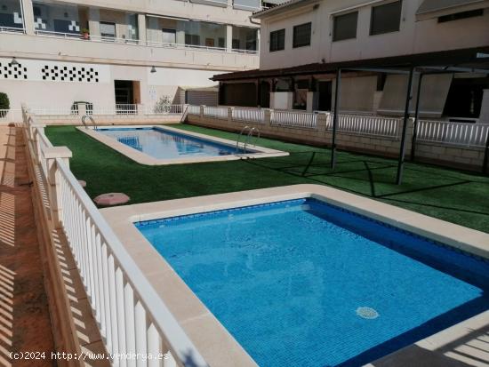 Fantasctico piso con piscina, terraza y parking - ALICANTE