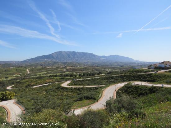 Parcela en venta para construir villa en La Cala Golf Resort, Mijas Costa - MALAGA