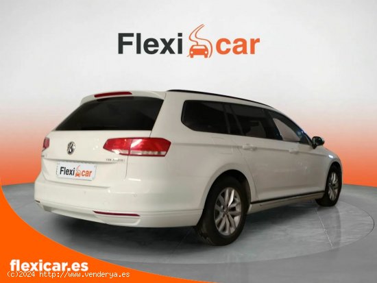 Volkswagen Passat Variant Advance 1.6 TDI 120CV BMT - Córdoba