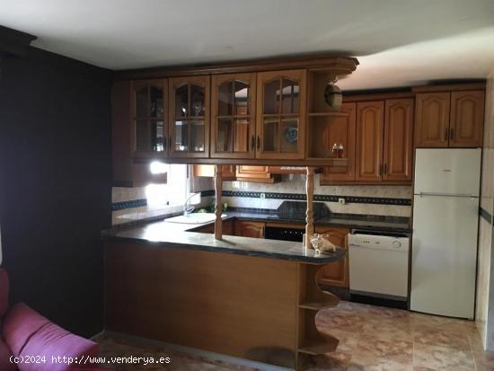  PRECIOSA CASA UNIFAMILIAR EN MORALEDA DE ZAFAYONA CON AMPLIO DORMITORIOS Y BUENA DISTRIBUCIÓN !!! - 