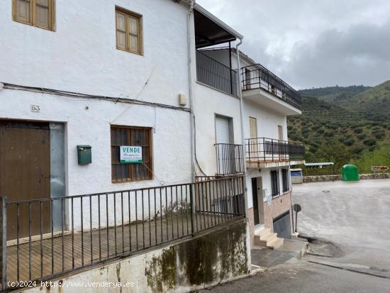  CASA EN ALGARINEJO SITUADA EN ZONA CENTRO DEL PUEBLO !! - GRANADA 