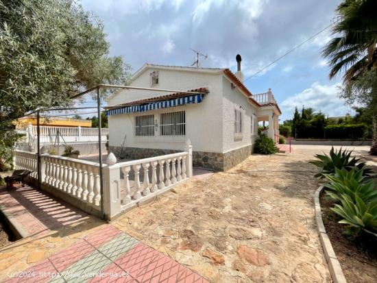 CHALET EN VENTA EN EL ALTET - ALICANTE