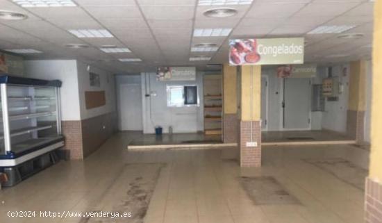 LOCAL COMERCIAL EN ALGEZARES - MURCIA