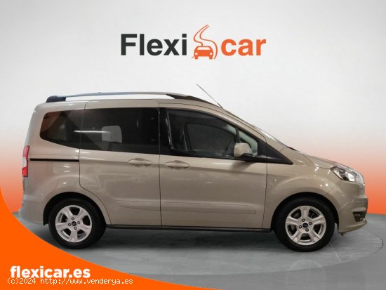 Ford Tourneo Courier 1.0 EcoBoost 74kW (100CV) Titanium - Badalona