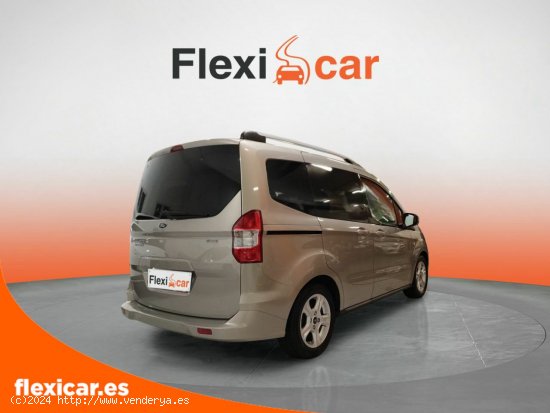 Ford Tourneo Courier 1.0 EcoBoost 74kW (100CV) Titanium - Badalona