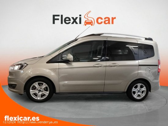 Ford Tourneo Courier 1.0 EcoBoost 74kW (100CV) Titanium - Badalona