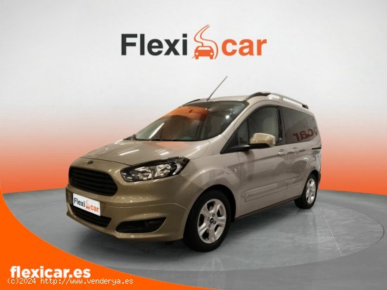 Ford Tourneo Courier 1.0 EcoBoost 74kW (100CV) Titanium - Badalona