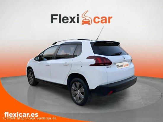 Peugeot 2008 Style 1.2L PureTech 60KW (82CV) - Mairena del Aljarafe