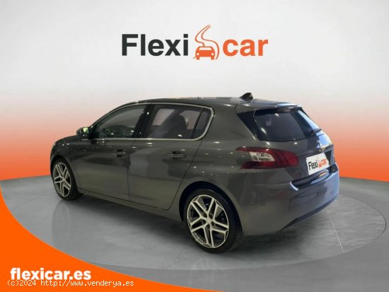 Peugeot 308 5p Allure 1.2 PureTech 110 S&S - Sevilla