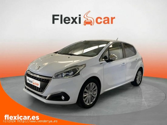 Peugeot 208 5P Signature 1.2L PureTech 60KW (82CV) - Mairena del Aljarafe