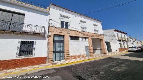 Se Vende en Villamanrique de la Condesa - SEVILLA