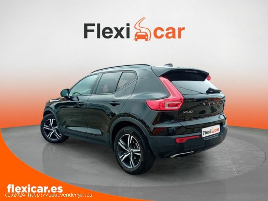 Volvo XC40 2.0 D3 R-Design Auto - Valladolid