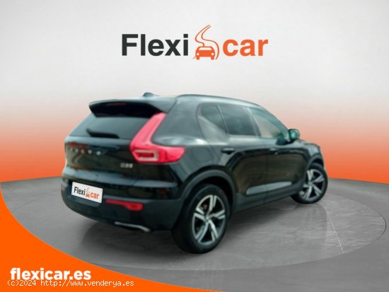 Volvo XC40 2.0 D3 R-Design Auto - Valladolid