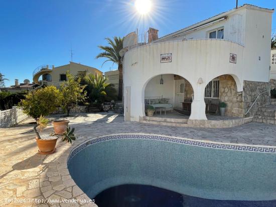 Villa en La Canuta en Calpe cerca de la playa  Puerto Blanco  y el centro de Calpe. - ALICANTE