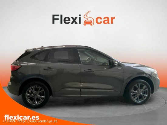 Ford Kuga ST-Line X 2.5 Duratec FHEV Auto - Pamplona