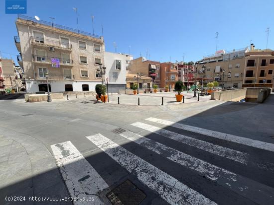 VIVIENDA UNIFAMILIAR PARA REFORMAR EN EL RAVAL, IDEAL PARA CONSTRUIR LA CASA DE TUS SUEÑOS!!! - ALI