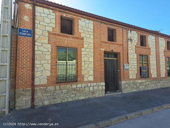  Casa en venta en Campo de Cuéllar. Amplia parcela. Ref.1952 - SEGOVIA 