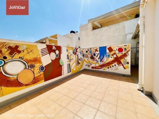 CASA A LA VENTA EN ZONA CENTRICA - MURCIA