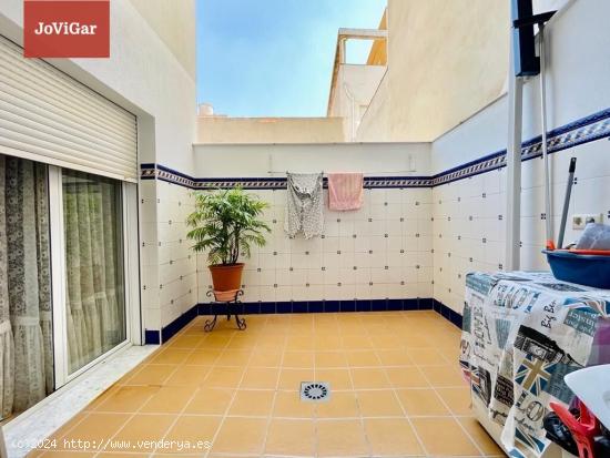 CASA A LA VENTA EN ZONA CENTRICA - MURCIA