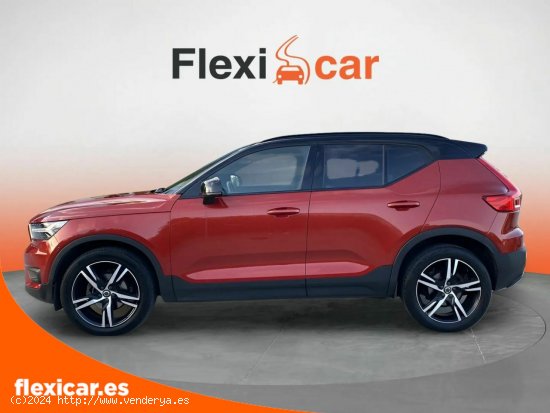 Volvo XC40 1.5 T3 R-Design Auto - Olías del Rey