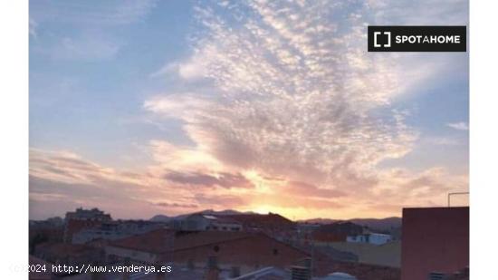 Piso en alquiler de 3 habitaciones en Vallparadís, Terrassa - BARCELONA