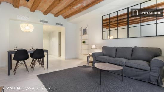 Apartamento de 2 dormitorios en alquiler en Ciutat Vella - BARCELONA