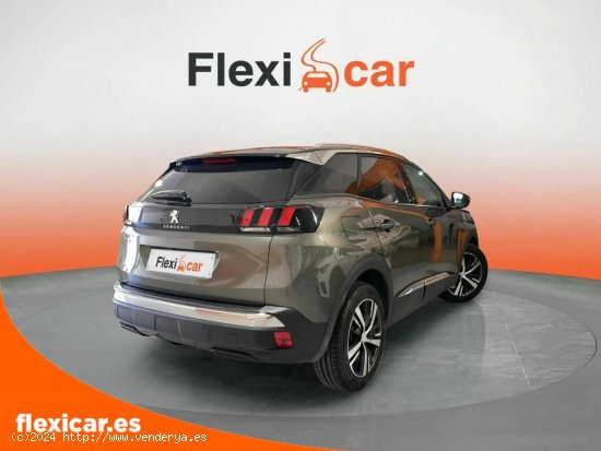 Peugeot 3008 1.2 PURETECH 96KW (130CV) ALLURE S&S - L Hospitalet de Llobregat