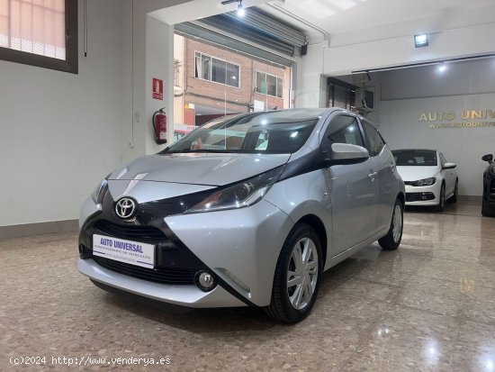  Toyota Aygo 1.0 5 puertas - Barcelona 