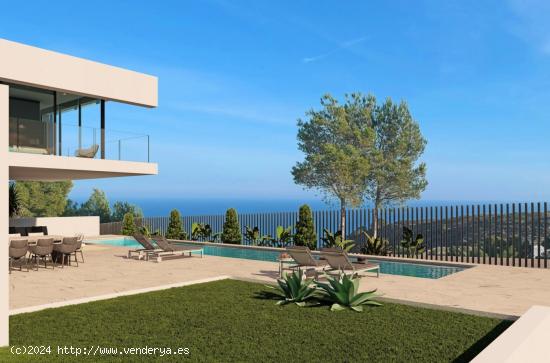 VILLA DE LUJO DE NUEVA CONSTRUCCIÓN EN MORAIRA - ALICANTE