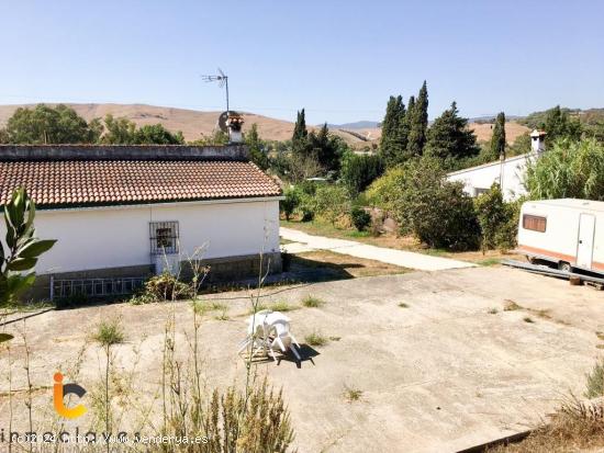 PRECIOSA FINCA RÚSTICA EN JIMENA - CADIZ