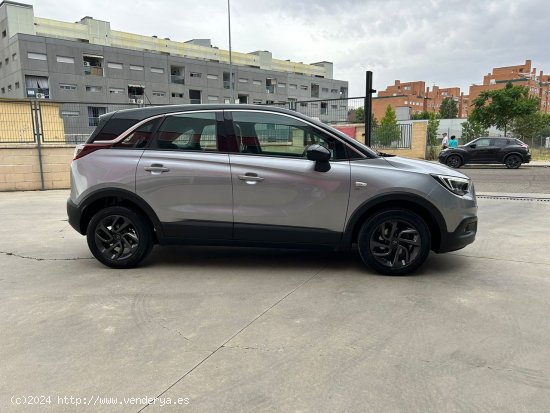 Opel Crossland X 1.5D 75kW Design Line 120 Aniversar. S/S - Parla