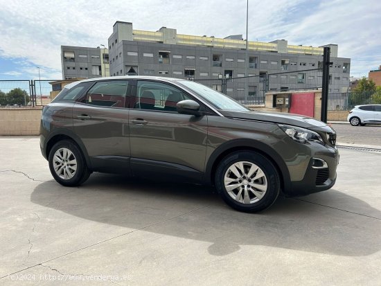 Peugeot 3008 1.5 BlueHDi 96kW (130CV) S&S Active - Parla