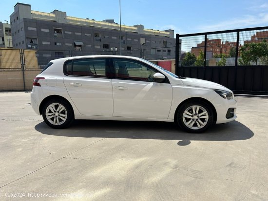 Peugeot 308 5p Style BlueHDi 75KW (100CV) - Parla