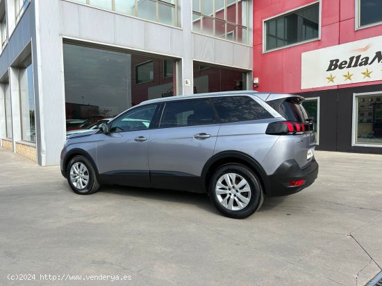 Peugeot 5008 Active BlueHDi 96kW (130CV) S&S EAT8 - Parla